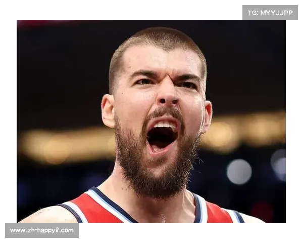 湖人裁判报告：祖巴茨“High five”詹姆斯属误判